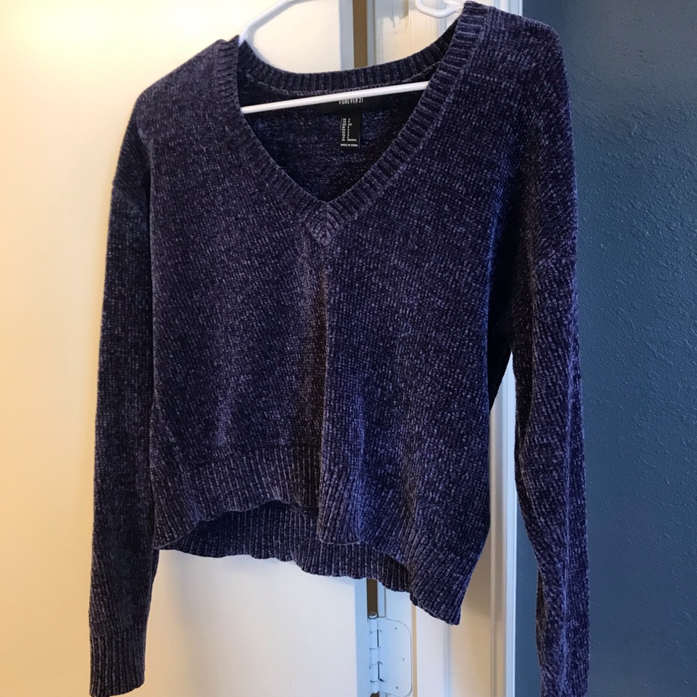 Oversized crop sweater